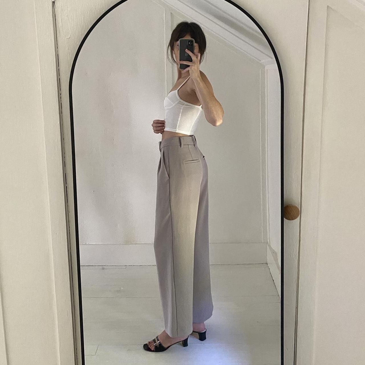 Wilfred / Aritzia The Crepette Effortless Pant Cloudy Lilac Size 4