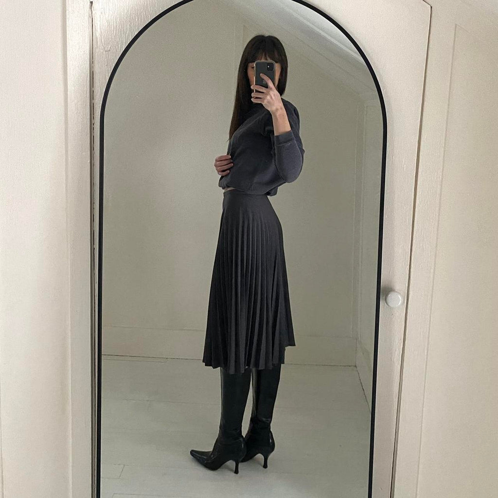 Hugo Buscati Collection Vintage 90s Wool Pleated Midi Skirt Size 8