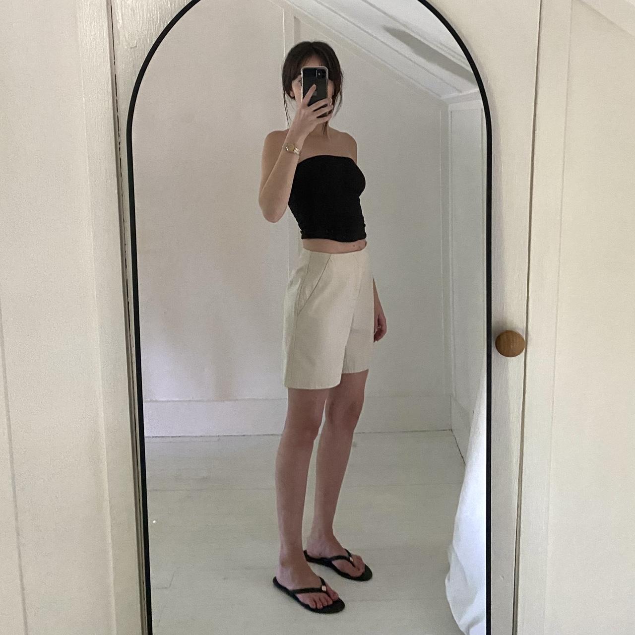 London Jean Vintage Y2K Chino Bermuda Short Size 2