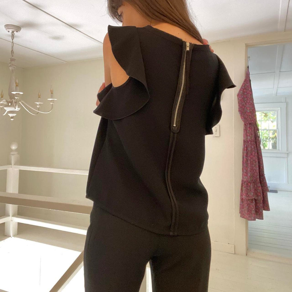 Elizabeth and James Tatum Ruffle Sleeve Top in Black Size S