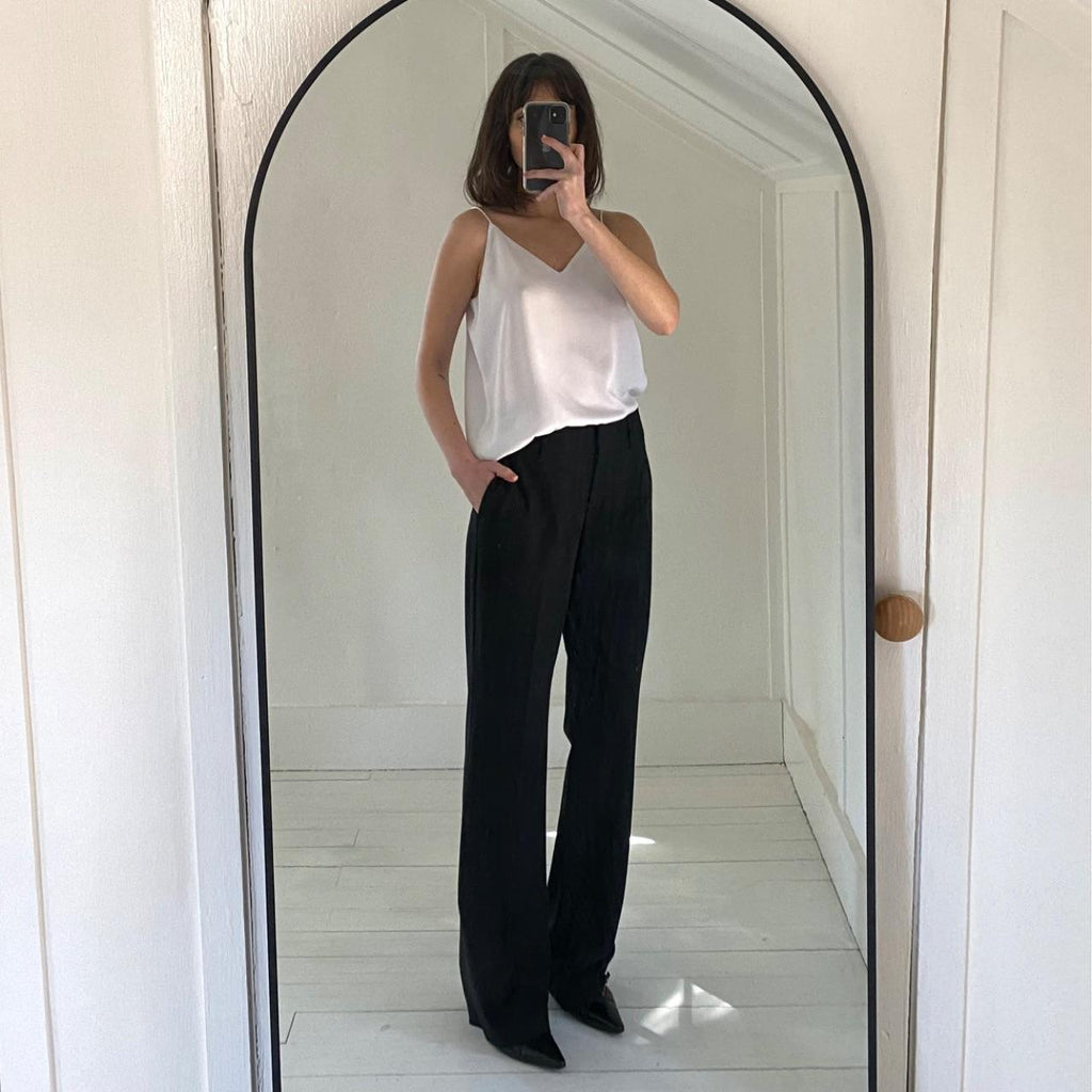 Calvin Klein V Neck Camisole Top in White Size PS