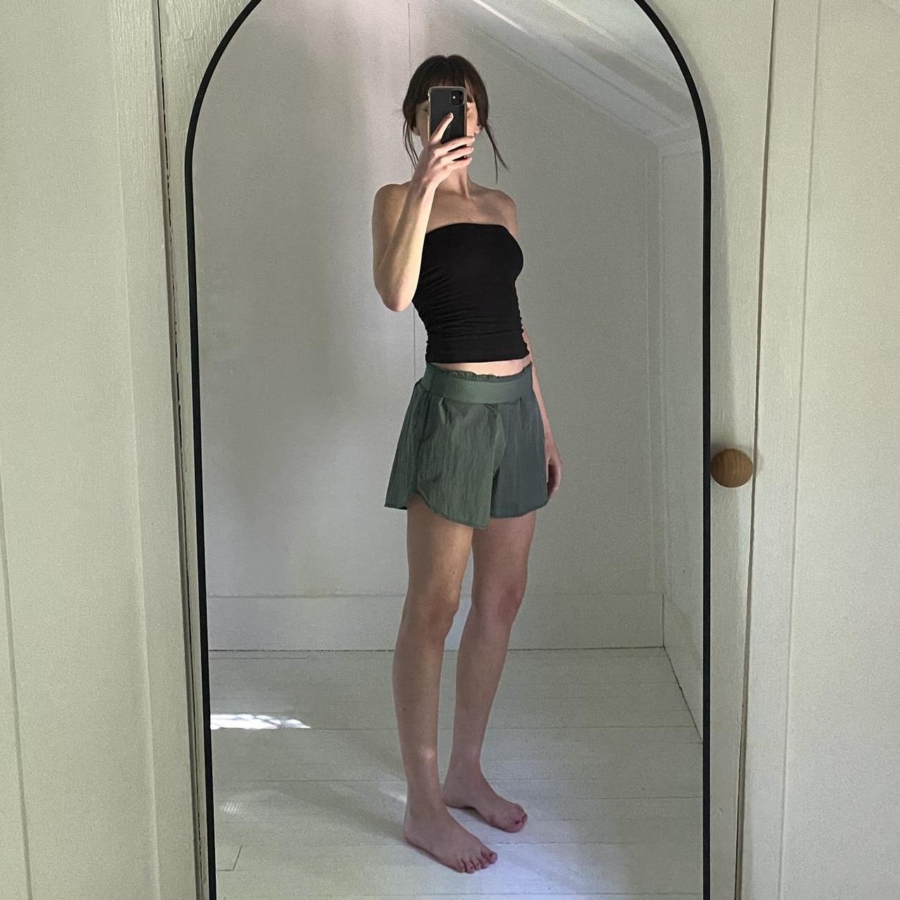 Lolë Pace Power Nylon Anorak Shorts in Marlin Blue NWT Size S