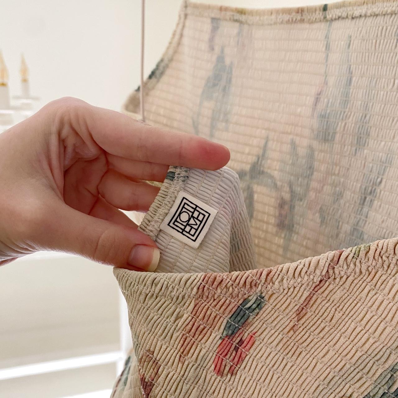 Toteme One Piece Smocked Swimsuit in Washed Floral Size XL