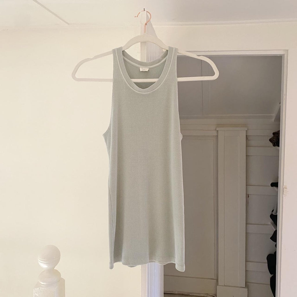 Wilfred Free / Aritzia Go To Tank Top in Yucca Green Size XS
