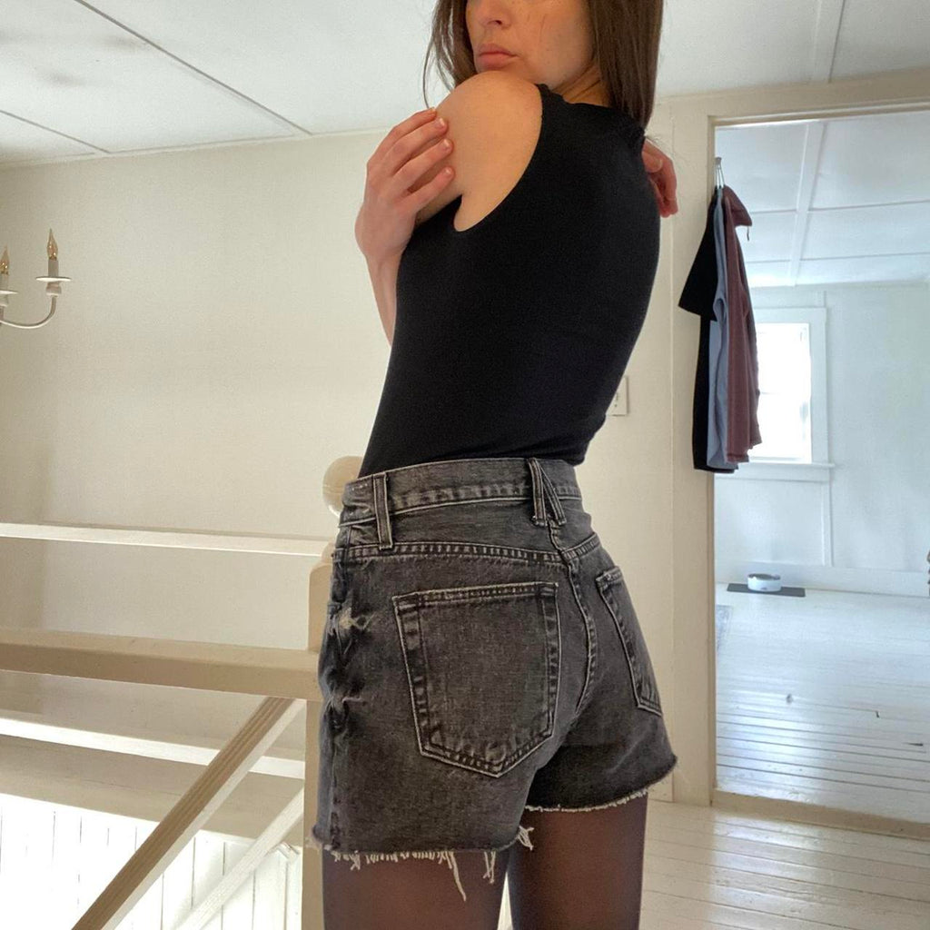 SLVRLAKE Farrah Relaxed Cut Off Jean Short in Black Coal Size 25