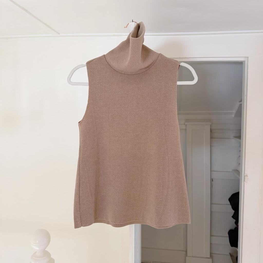 Zara Funnel Neck Sweater Vest in Light Camel Size S
