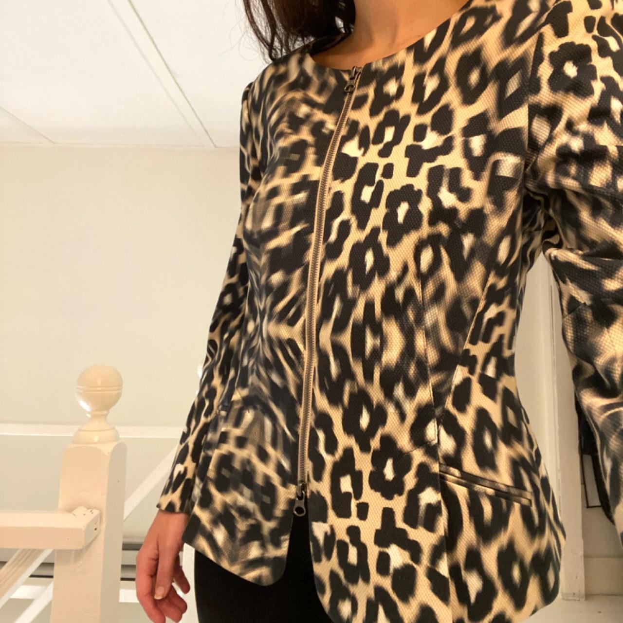 Escada Leopard Print Zip Front Blazer Jacket in Fantasy Size 38