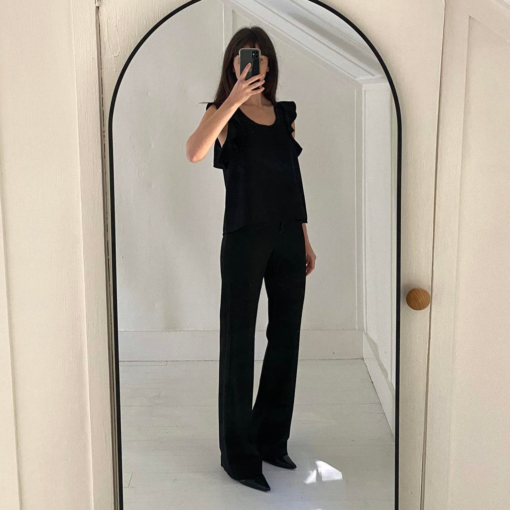 Elizabeth and James Tatum Ruffle Sleeve Top in Black Size S