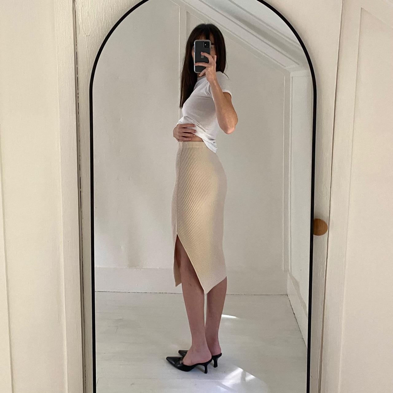 Theory Evian Stretch Twisted Rib Wool Knit Midi Skirt in Ecru Size P