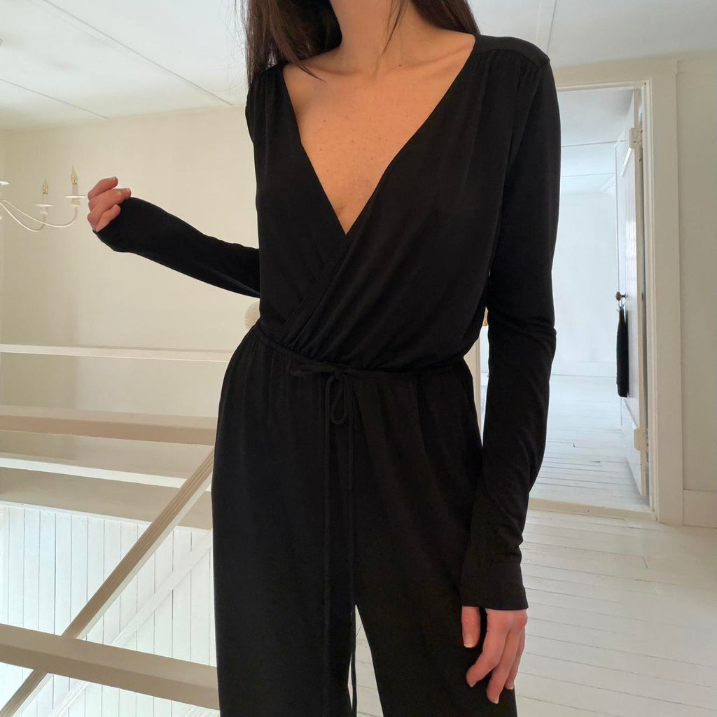 BCBGeneration Surplice Open Back Wide Leg Jumpsuit in Black NWT Size S