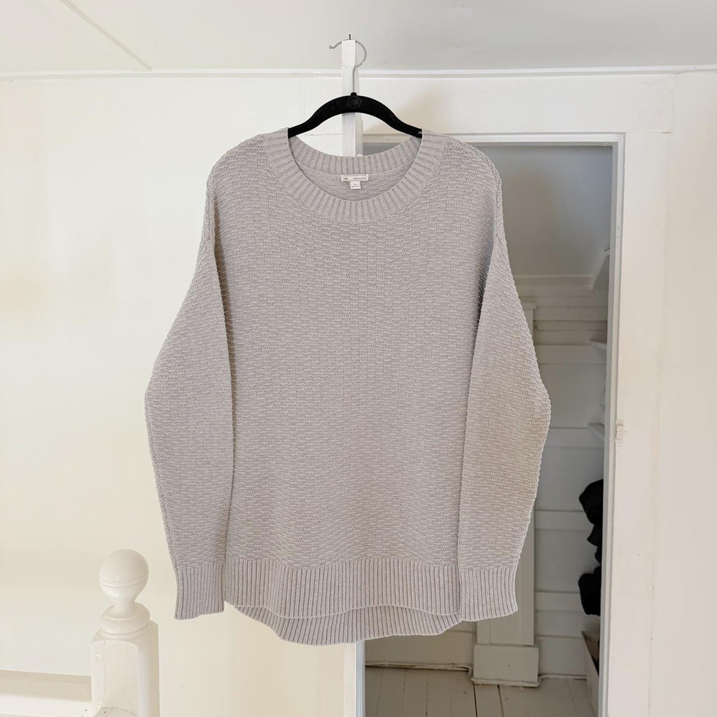 Gap Stitchy Oversized Pullover Sweater in Light Heather Grey Size M