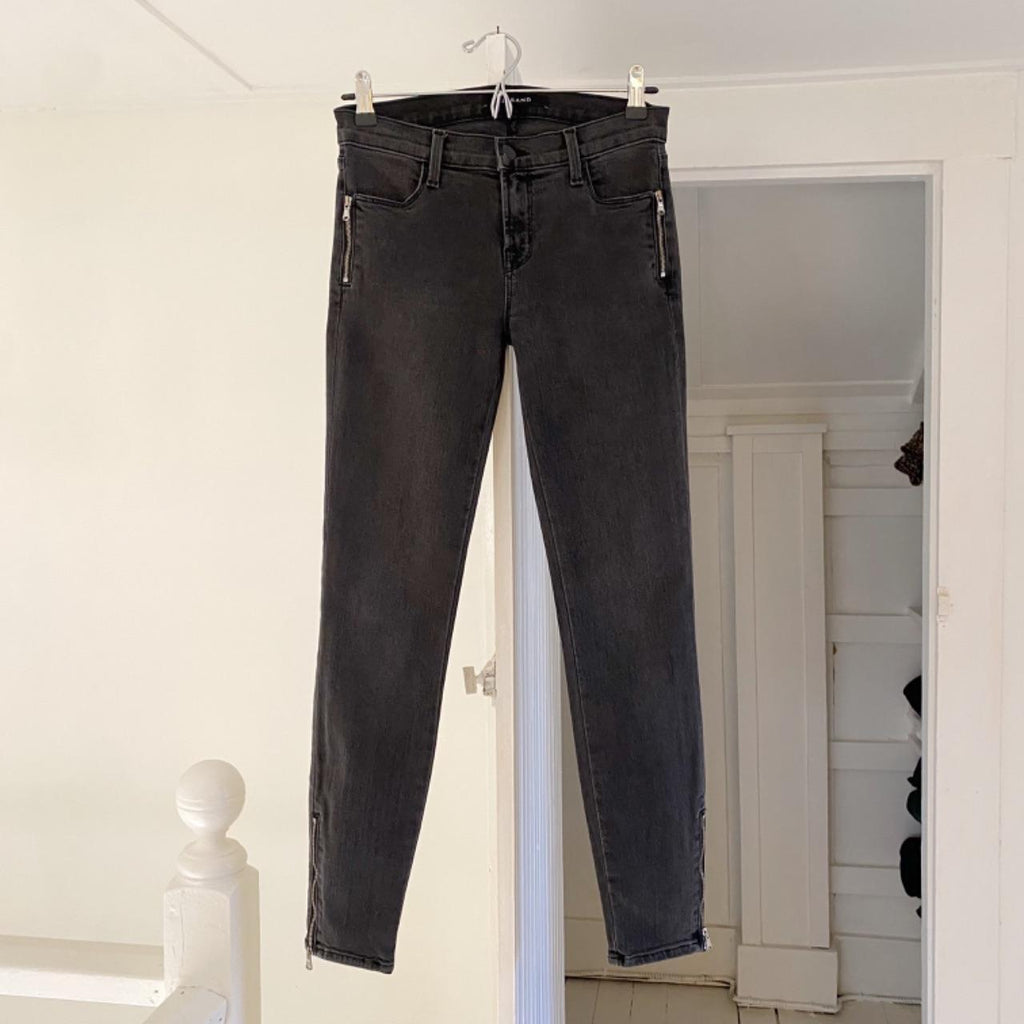 J Brand Tali Skinny Zipper Jeans in Grey Cascade Size 26