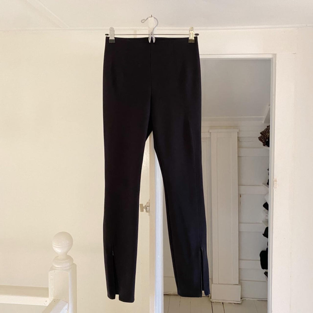 Theory Seamed Slit Legging in Black Precision Ponte Size P