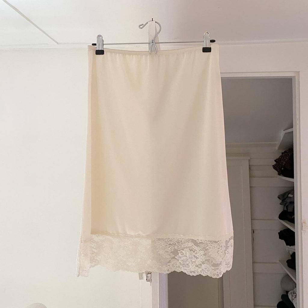 Vintage Lace Trim Slip Skirt Size M