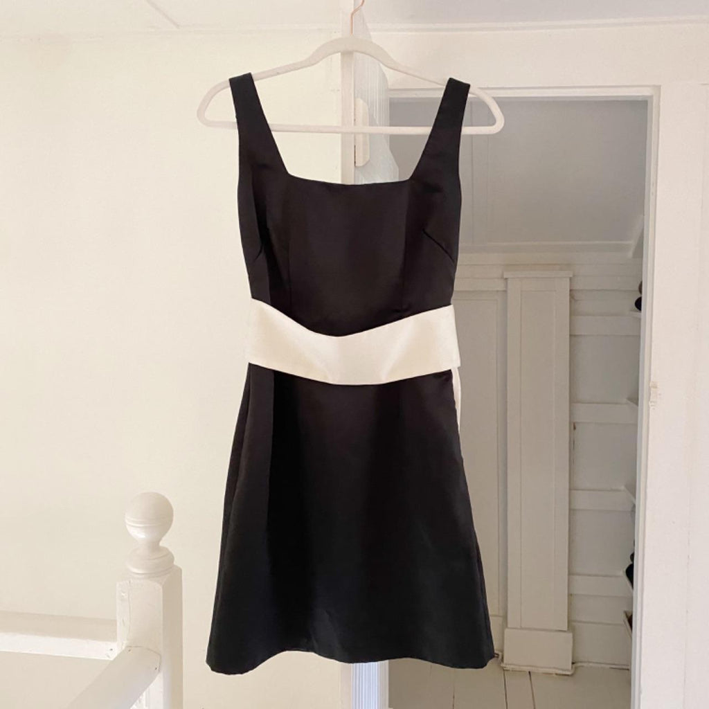ABS Allen Schwartz Collection Vintage Y2K Satin Bow Back Mini Dress Size 6