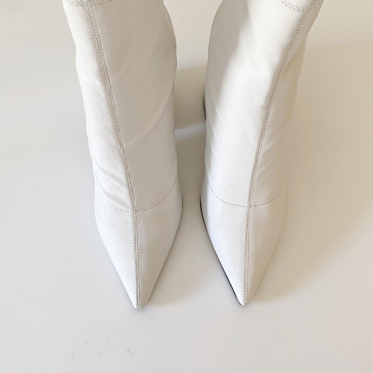 Alias Mae Ahnika White Leather Pointed Toe Ankle Boots Size 39