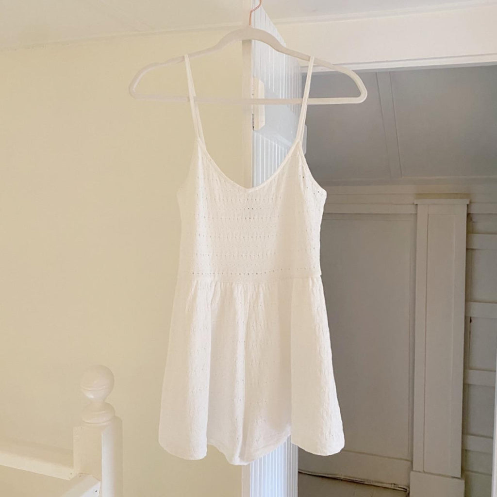 Divided H&M Broderie Anglaise Eyelet Playsuit Romper in White Size 4