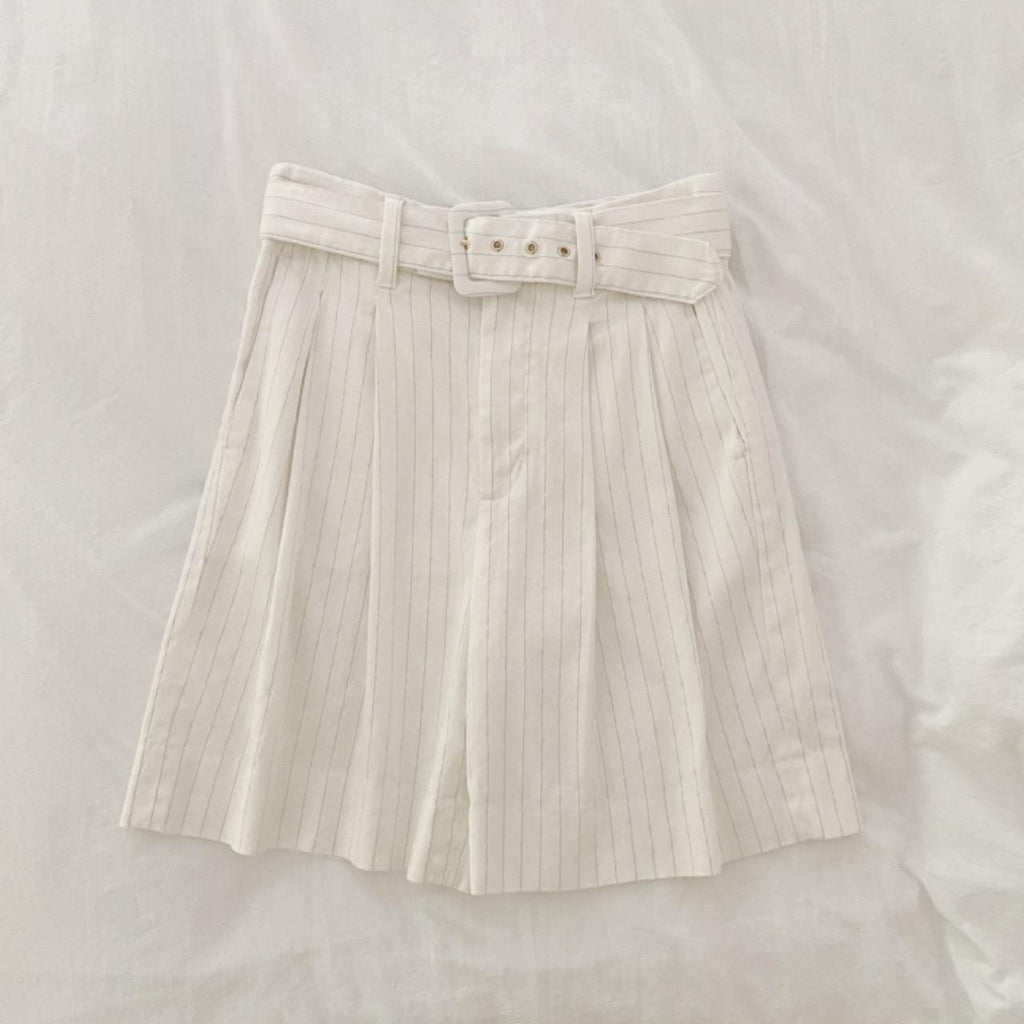 Banana Republic Pinstripe Linen Bermuda Short Ivory & Navy Stripe Size 0P