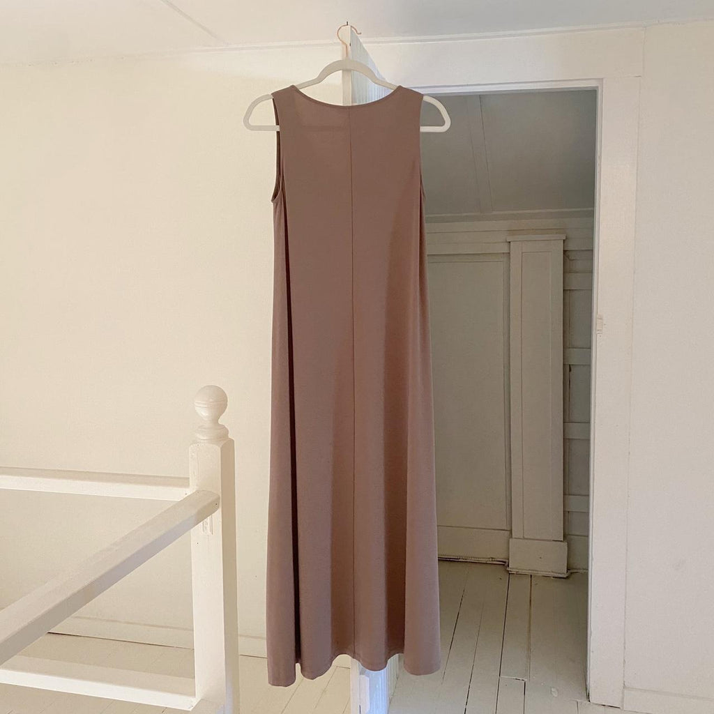 Lafayette 148 Matte Jersey Scoop Neck Maxi Dress Size S