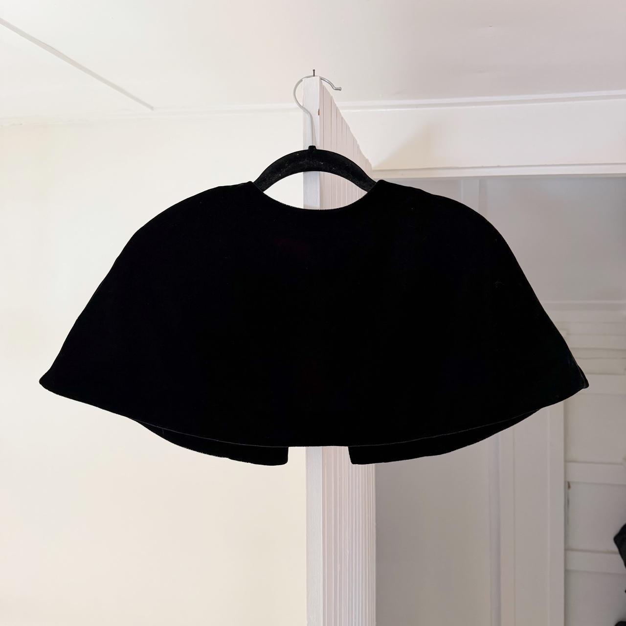 Annie Velvet Cropped Shawl Cape Size Kids M 7/8