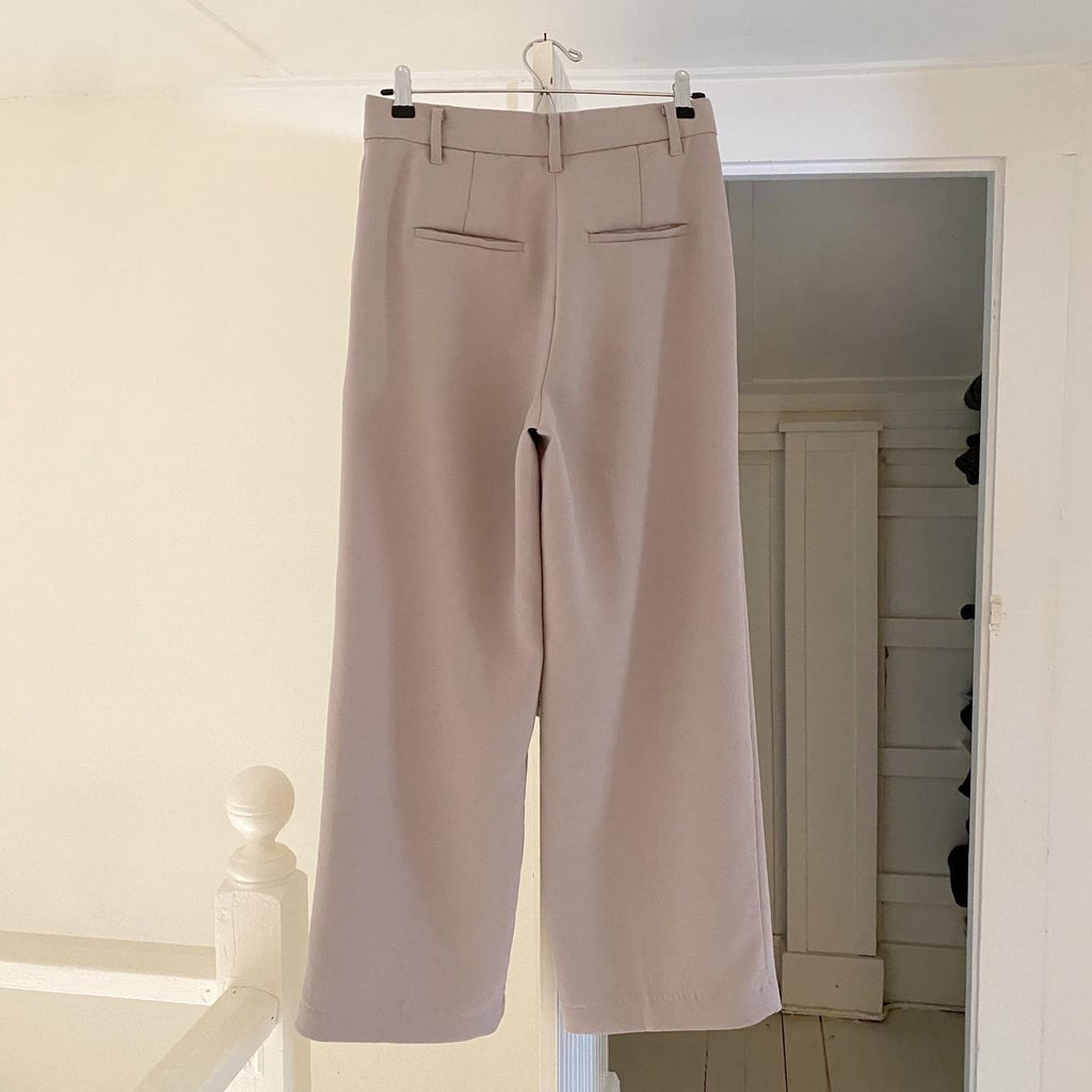 Wilfred / Aritzia The Crepette Effortless Pant Cloudy Lilac Size 4