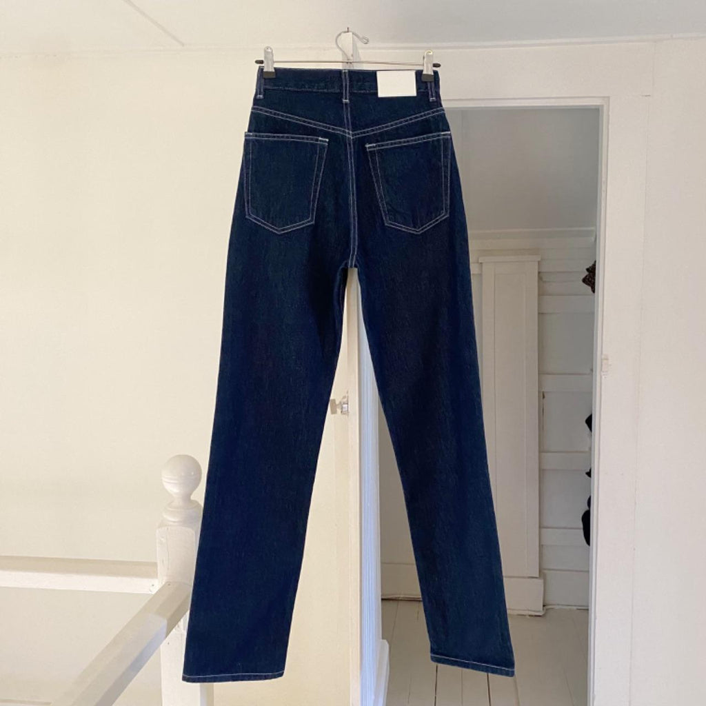 EB Denim High Rise Straight Jeans in Midnight Size 24