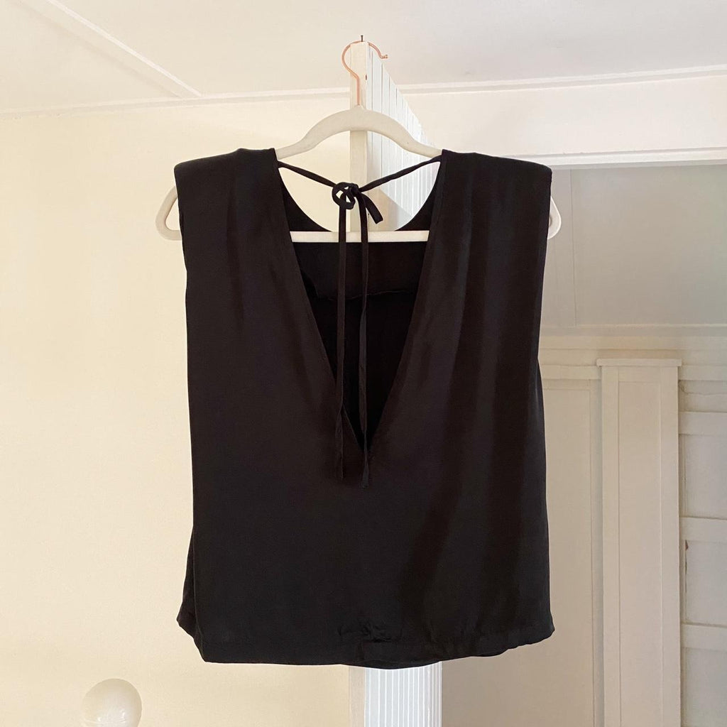 The Garment Satin Open Back Secretary Muscle Tee Size 1