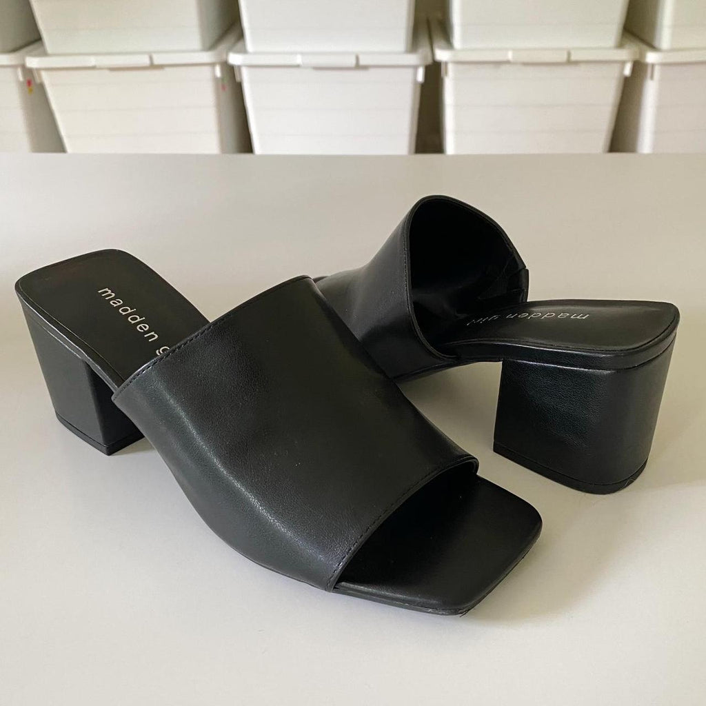 Madden Girl Taz Faux Leather Square Toe Mule Sandals in Black Size 6