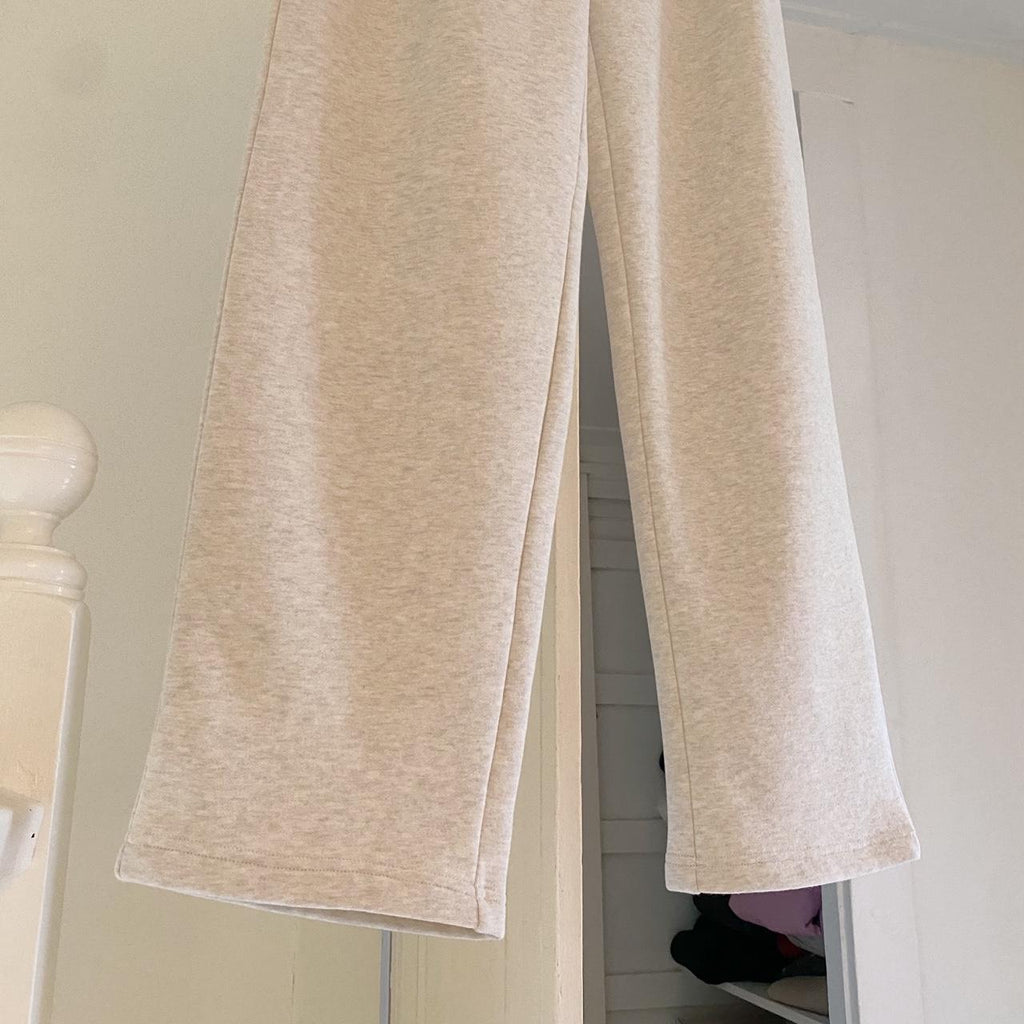 Aritzia Cozy SweatFleece Mega Straight Sweatpant in Heather Light Oatmeal NWT S