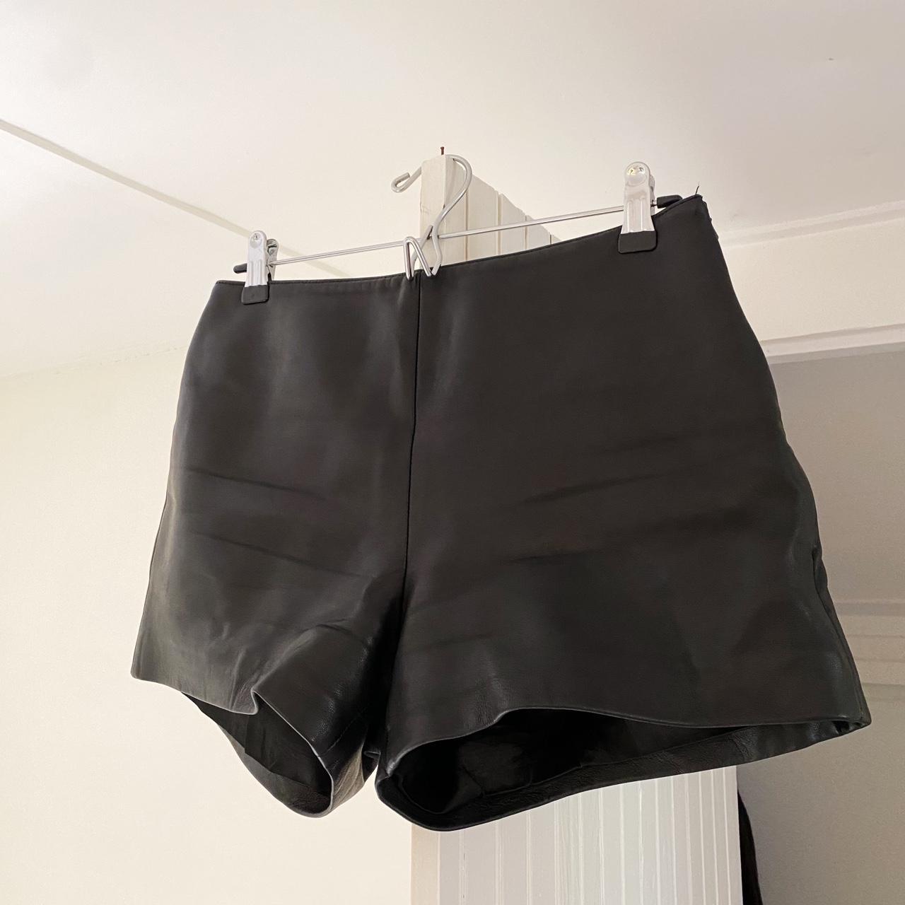 Hugo Buscati Collection Vintage 90s Leather Mini Shorts Size 8