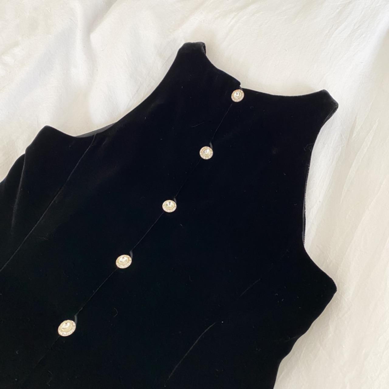 Ann Taylor Vintage 90s Silk Velvet Back Crystal Button High Neck Top Size 2P NWT