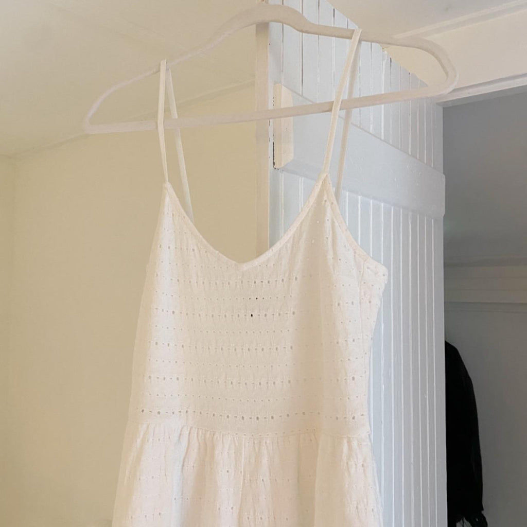 Divided H&M Broderie Anglaise Eyelet Playsuit Romper in White Size 4