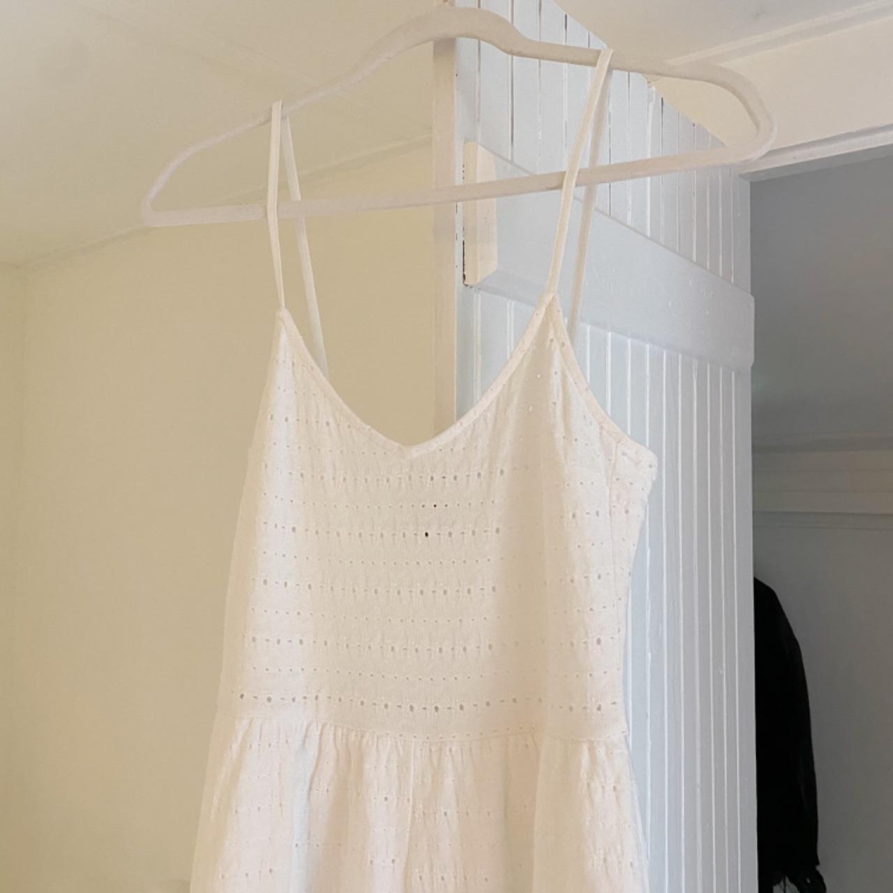 Divided H&M Broderie Anglaise Eyelet Playsuit Romper in White Size 4