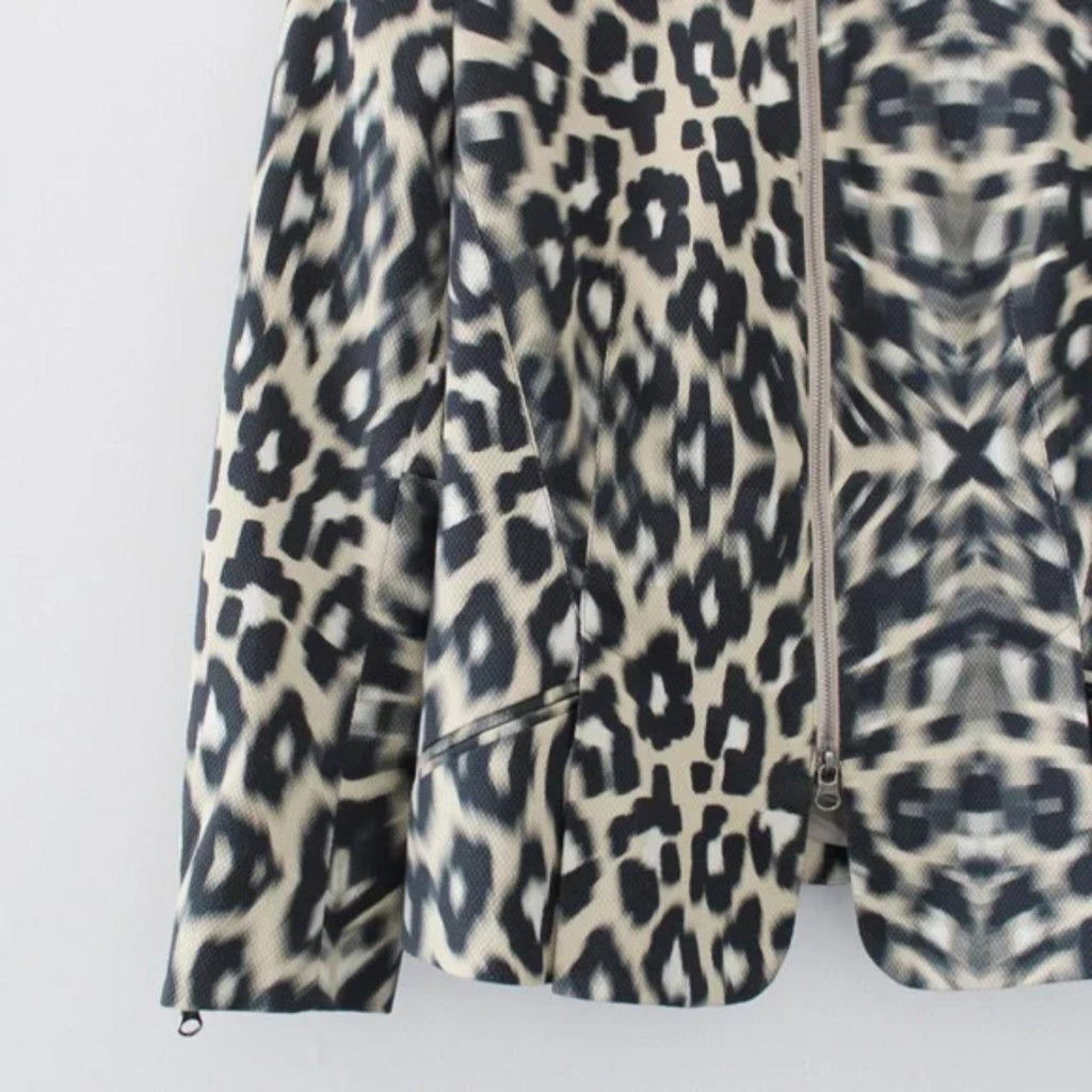 Escada Leopard Print Zip Front Blazer Jacket in Fantasy Size 38