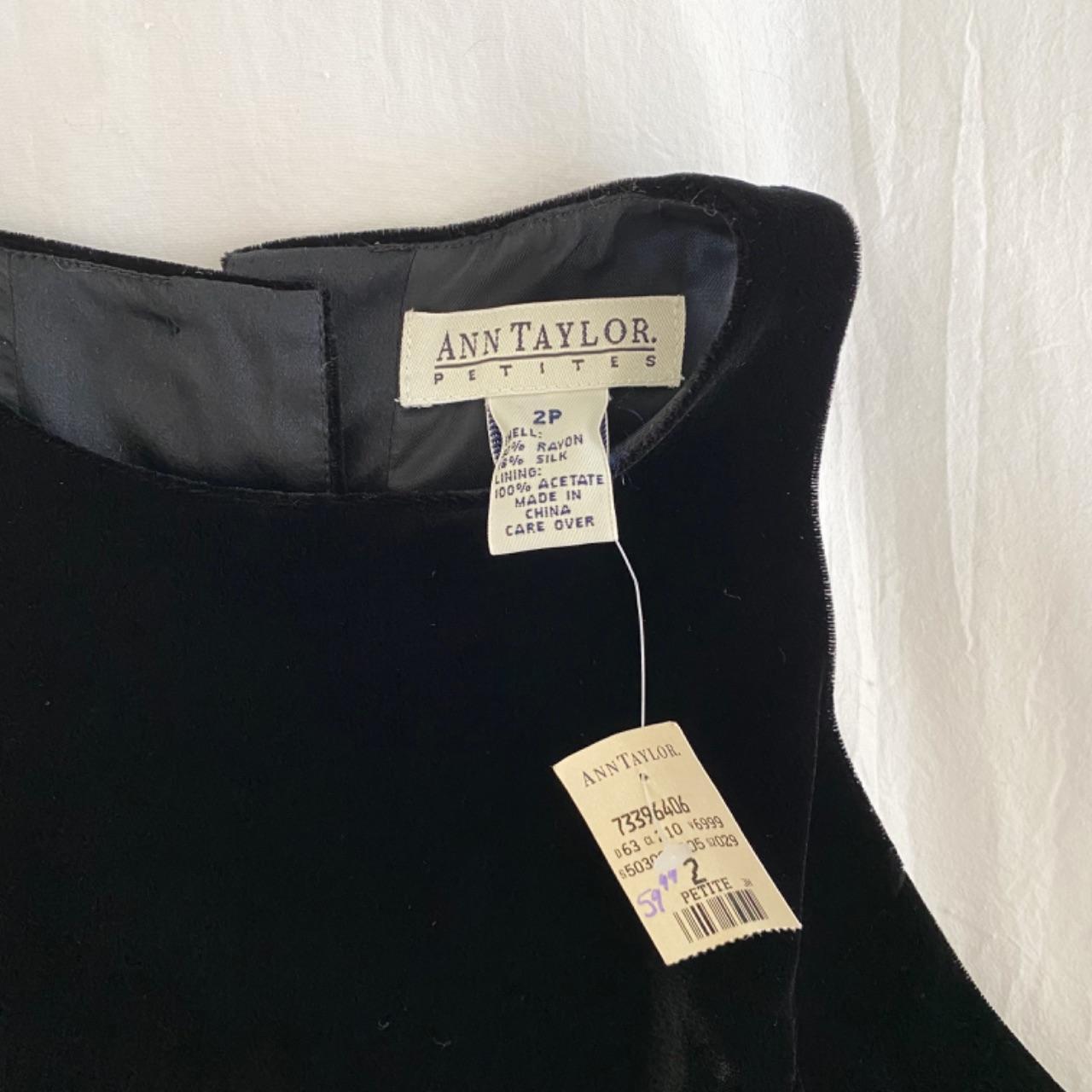 Ann Taylor Vintage 90s Silk Velvet Back Crystal Button High Neck Top Size 2P NWT