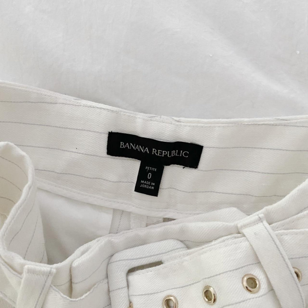 Banana Republic Pinstripe Linen Bermuda Short Ivory & Navy Stripe Size 0P