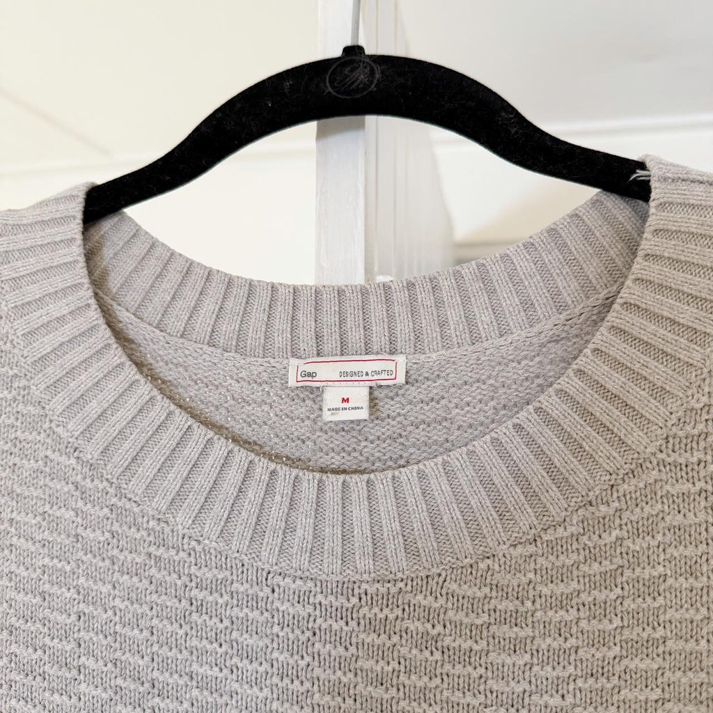 Gap Stitchy Oversized Pullover Sweater in Light Heather Grey Size M