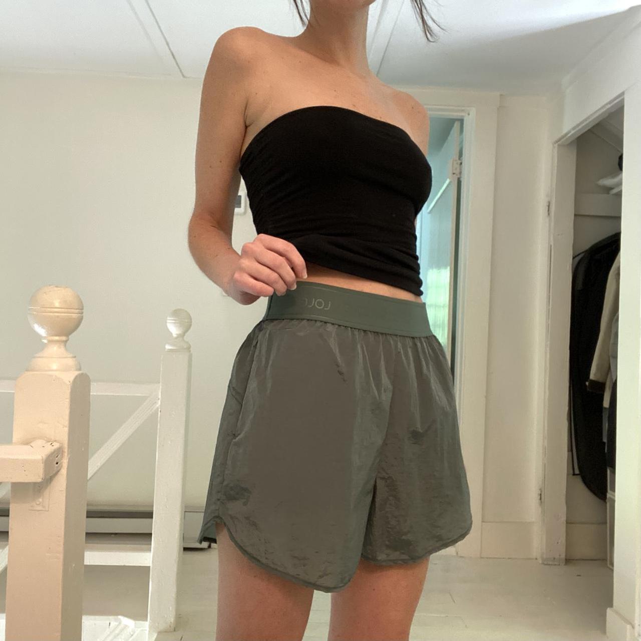 Lolë Pace Power Nylon Anorak Shorts in Marlin Blue NWT Size S