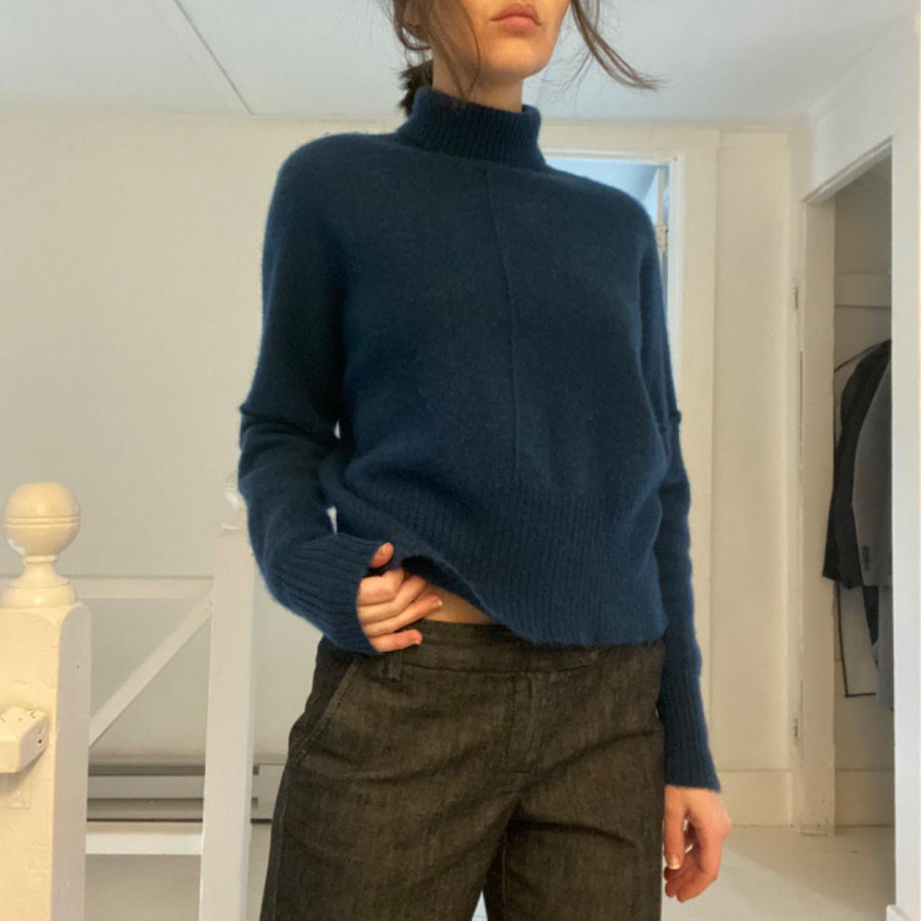 Crush Cashmere Knit Turtleneck Sweater Size 1