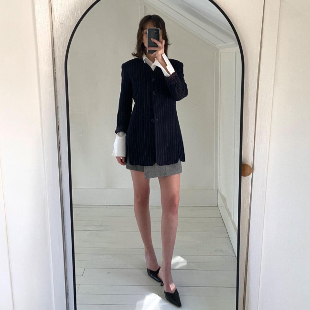 The Works Saks Fifth Avenue Vintage 80s Collarless Pinstripe Blazer Size 4