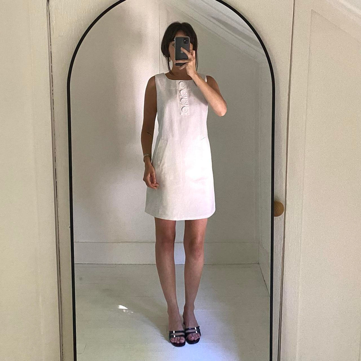 Richard Malcolm Vintage 90s Linen Mini Sheath Dress Size 8P