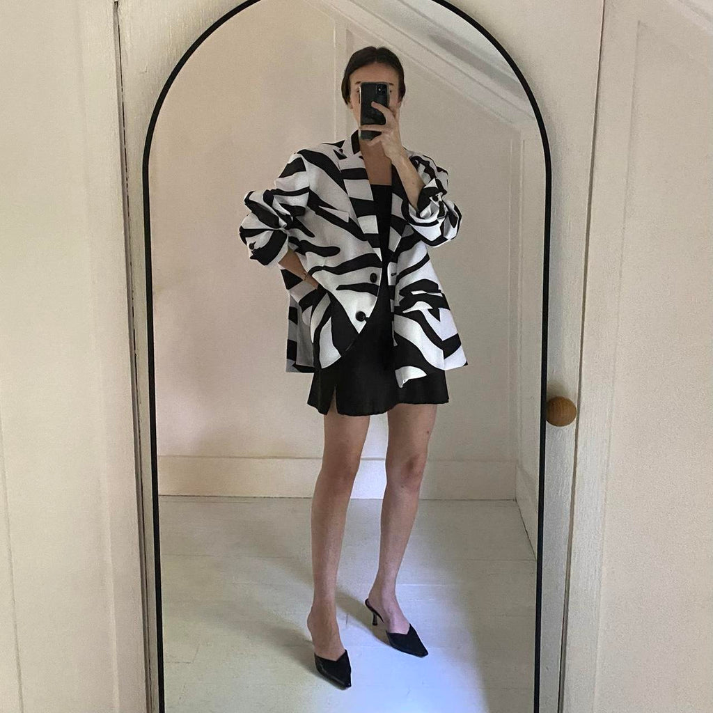 Zeffon Raphael Oversized Zebra Blazer in Black & White NWT Size 1