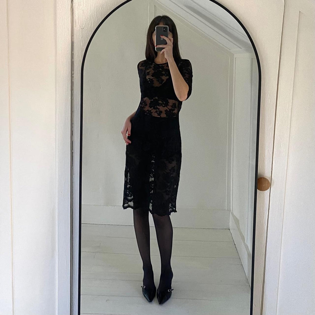 ABS By Allen Schwartz Vintage Y2K Sheer Lace Pencil Dress Size P Romy Cecile Collective ABS By Allen Schwartz Vintage Y2K Sheer Lace Pencil Dress Size P Romy Cecile Collective