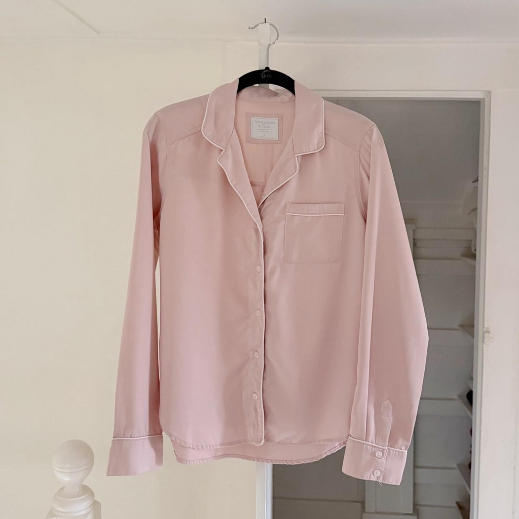 Abercrombie & Fitch Satin Button Down Sleepwear Shirt Size S