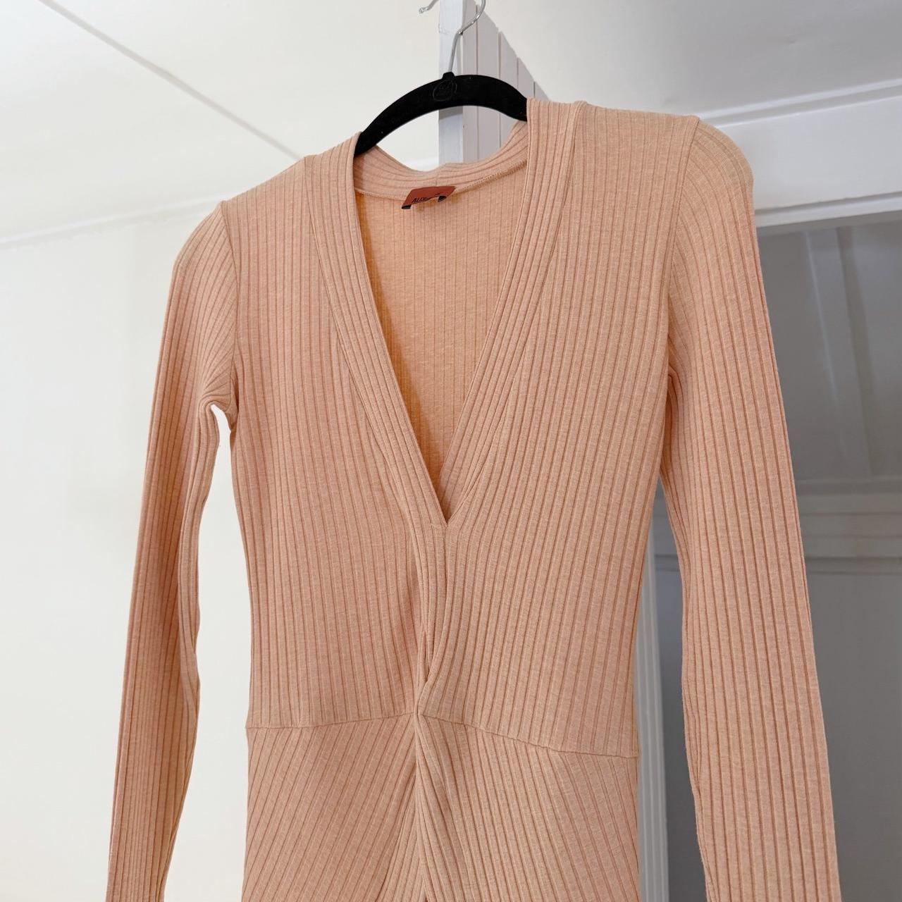 Alix NYC Inez Twist Front Split Hem Top in Peachy Size M