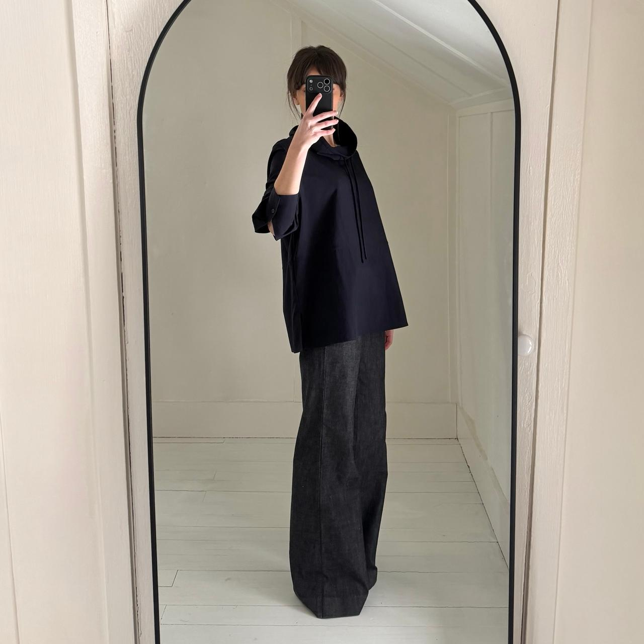 COS Drawstring Funnel-Neck Blouse in Navy NWT Size 6