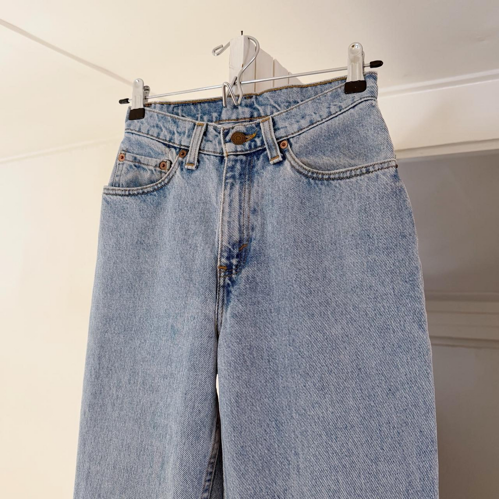 Levi’s 512 Vintage ‘93 Slim Fit Tapered Leg Jeans Size 3 Long