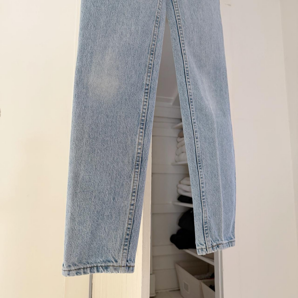 Levi’s 512 Vintage ‘93 Slim Fit Tapered Leg Jeans Size 3 Long