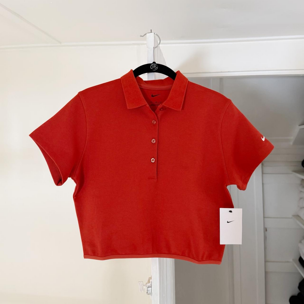 Nike Women’s Short-Sleeve Golf Polo Crop Top in Dragon Red/Sail NWT Size M