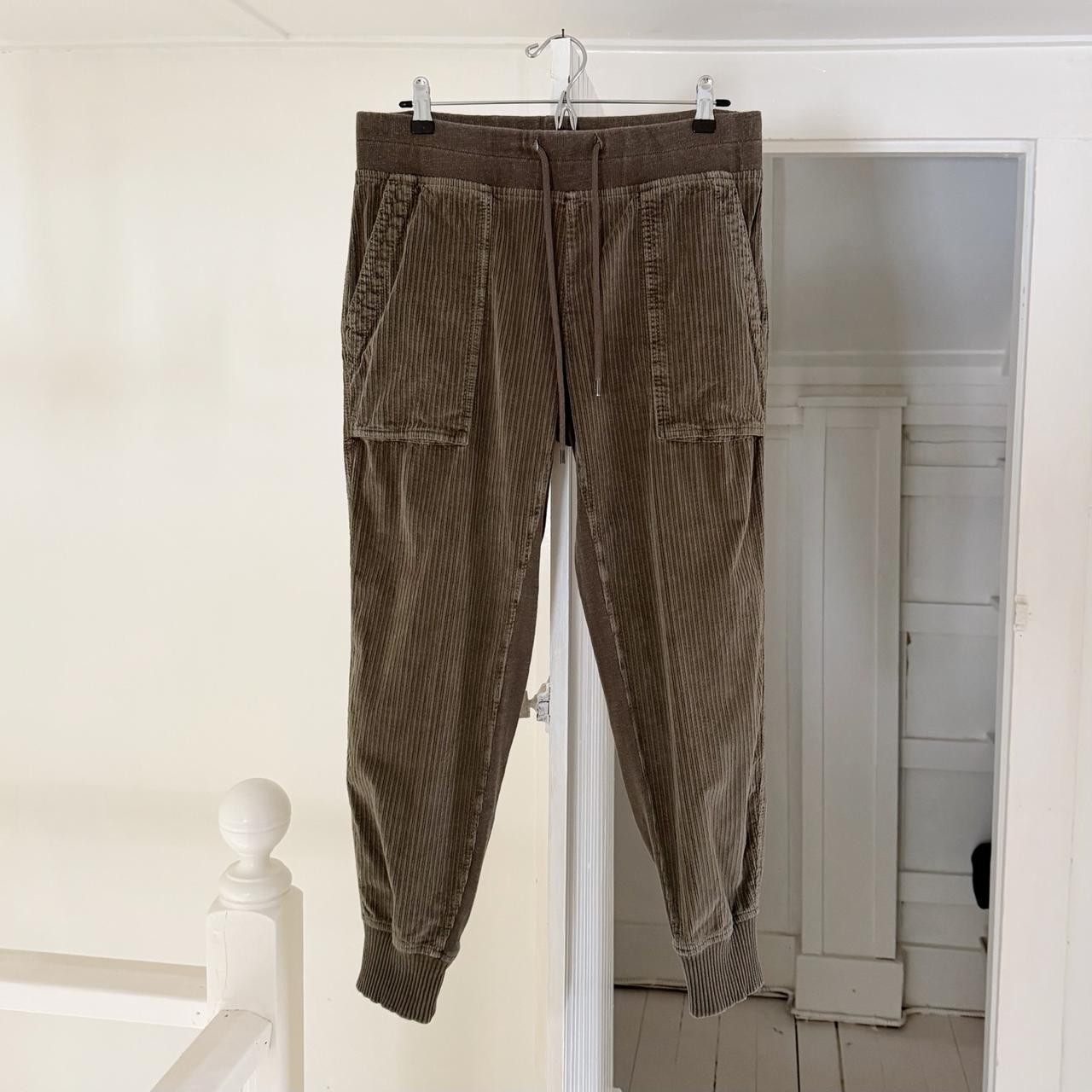 James Perse Corduroy Mixed Media Pant in Army Green Pigment Size 2
